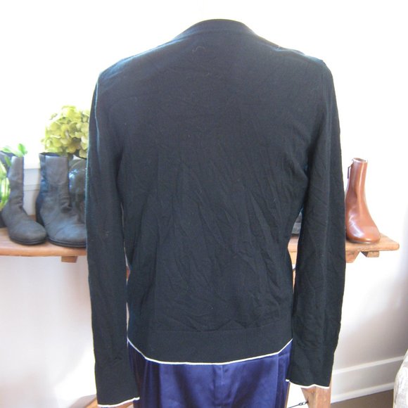 Banana Republic Extra Fine Merino Wool Cardigan - Picture 4 of 4
